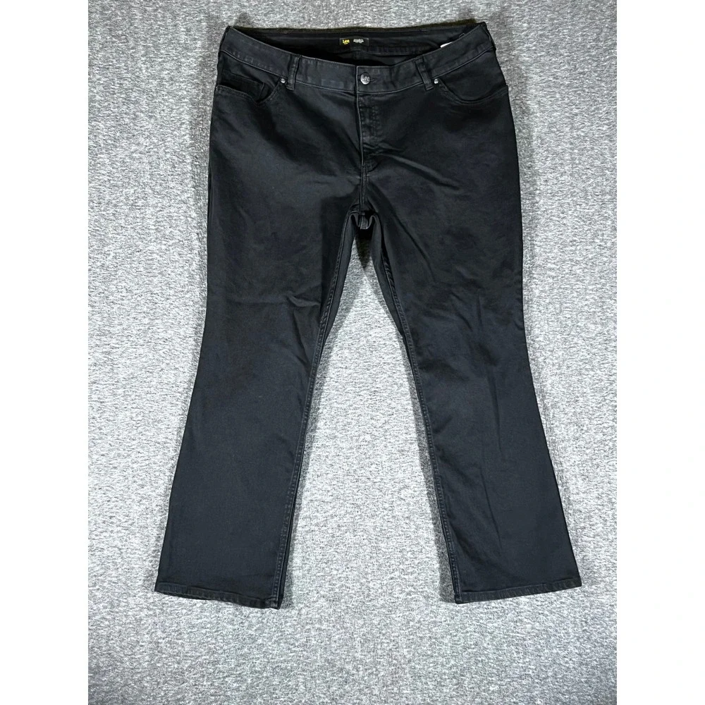 Lee Plus Womens 22Wx30 Medium Black Bootcut Mid Rise Regular Fit Stretch Pants
